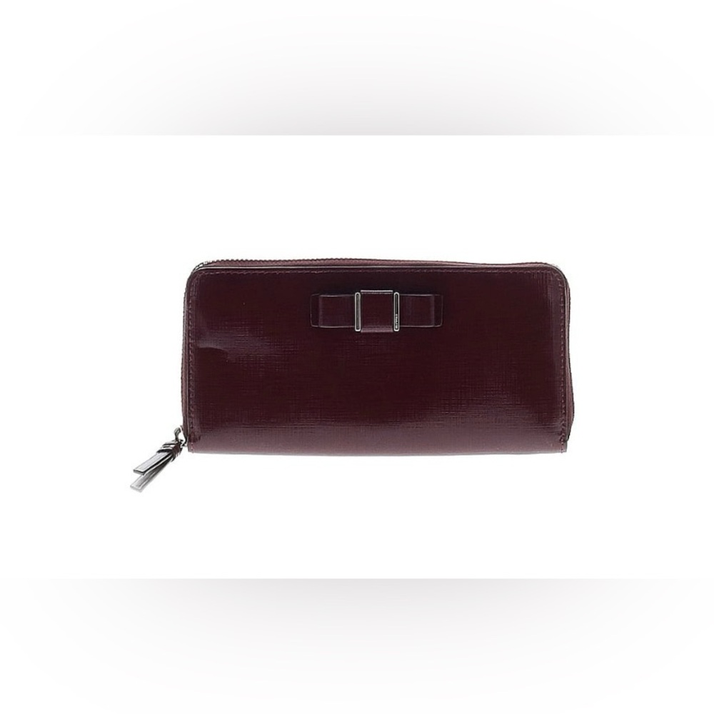 Like New Coach Darcy Patent Leather Bow Wallet